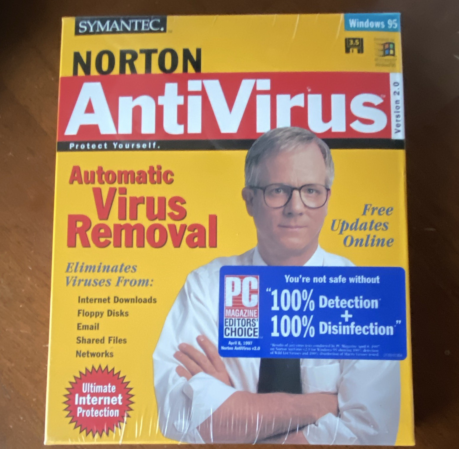 Norton AntiVirus Version 2.0 for Windows 95 English 3.5" Floppy 1 Device