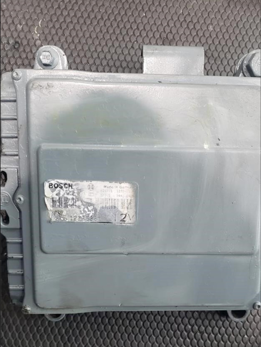OEM 2004 Mack AMI Diesel Engine Control Module, ECM, ECU, 12MS530M