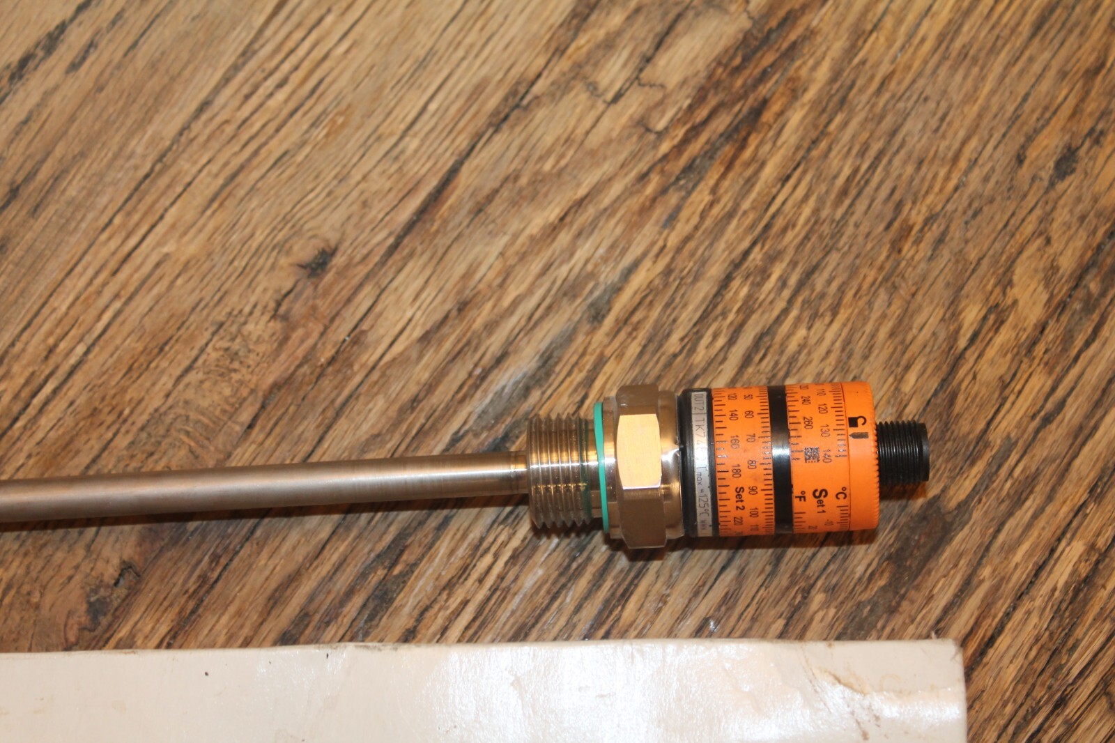 Electronic temperature switch ifm electronic TK7480 TK7255CLFG12-QKPKG / US