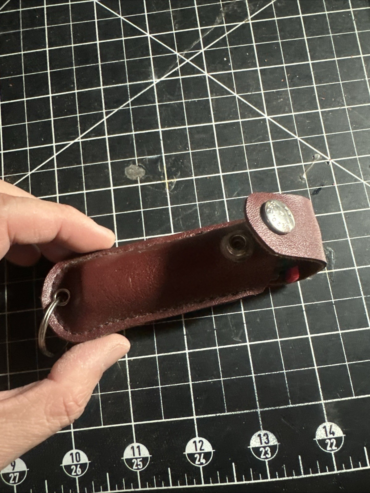 pepper spray leather holster with a spray in it mini-hand-size 4”x1” Concealable