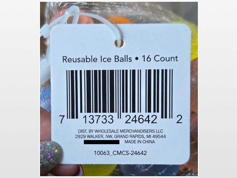 New Reusable Ice Cubes Round 16 Count Colorful NWT