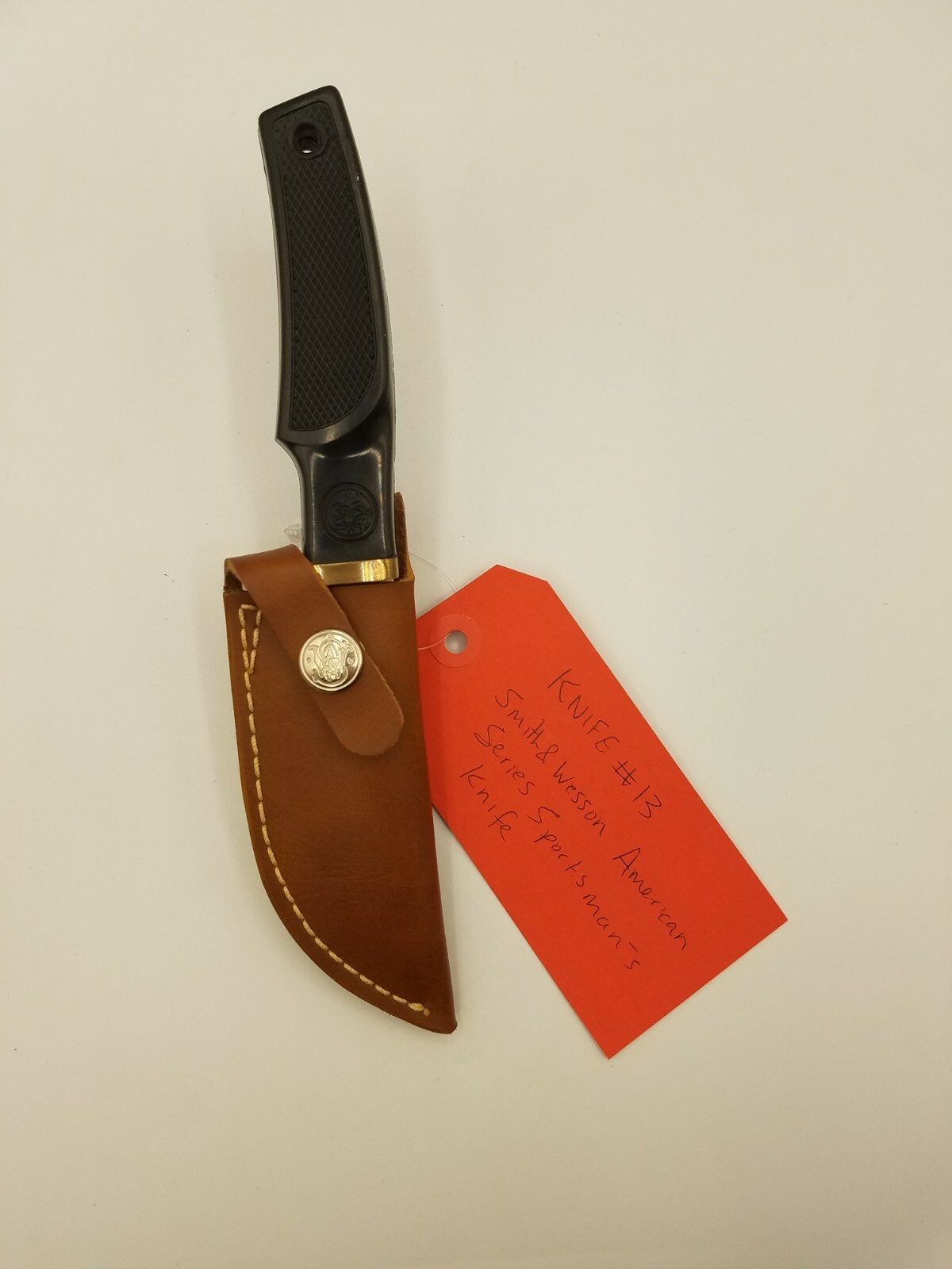 VINTAGE 80'S-SMITH&WESSON AMERICAN SERIES SPORTS MAN'S KNIFE-W/SHEATH-#13