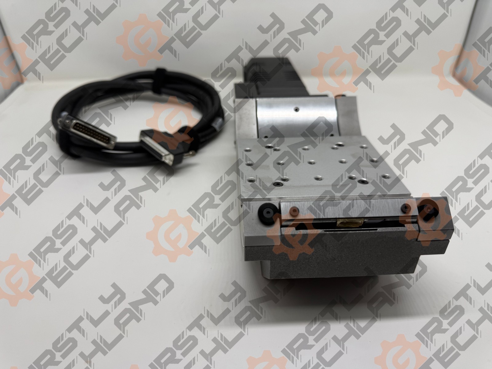 NEWPORT BGM120CC MOTORIZED GONIOMETER ±45° TRAVEL RANGE DC MOTOR DRIVE BGM120 CC