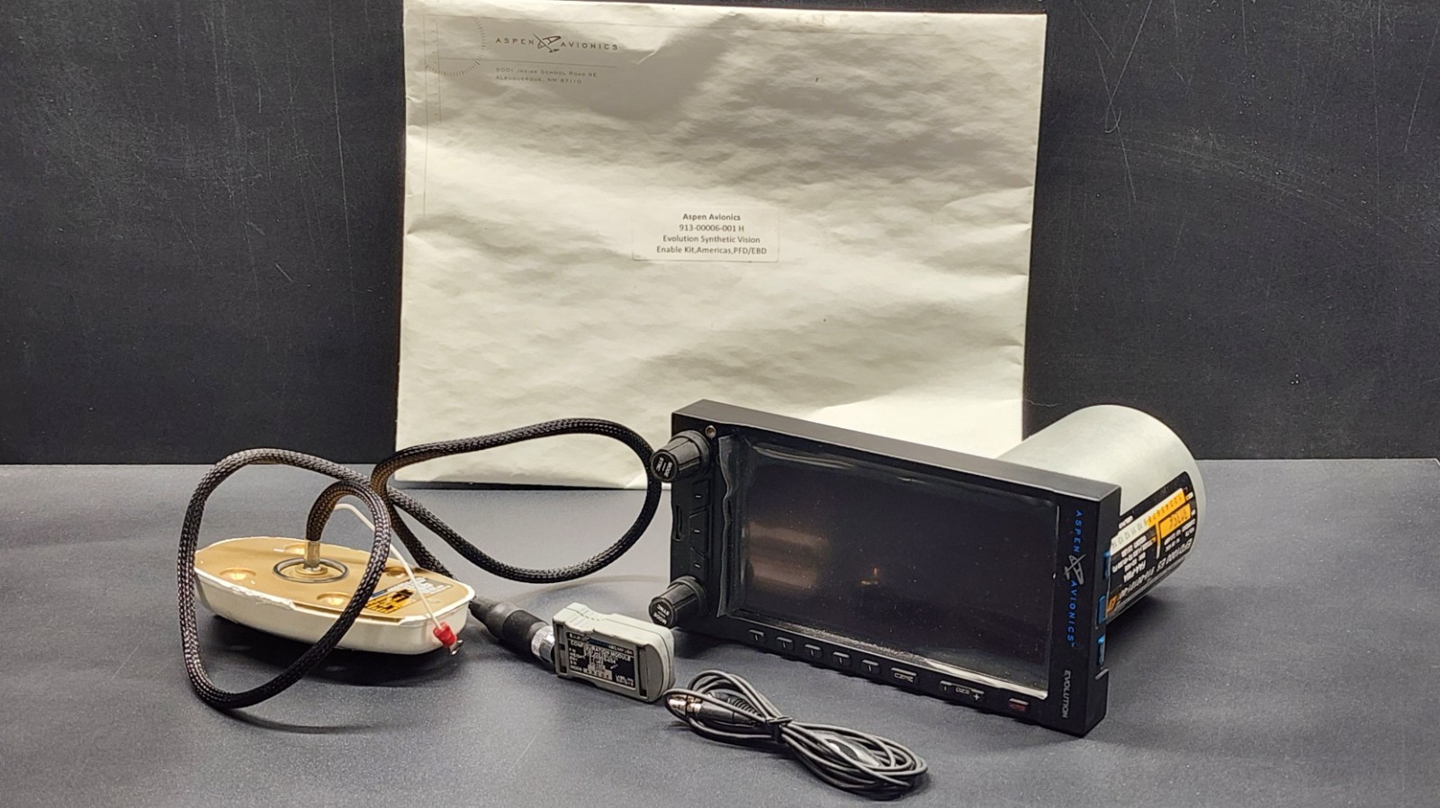 Aspen Avionics EFD1000 E5 P/N 910-00101-001 REV: A