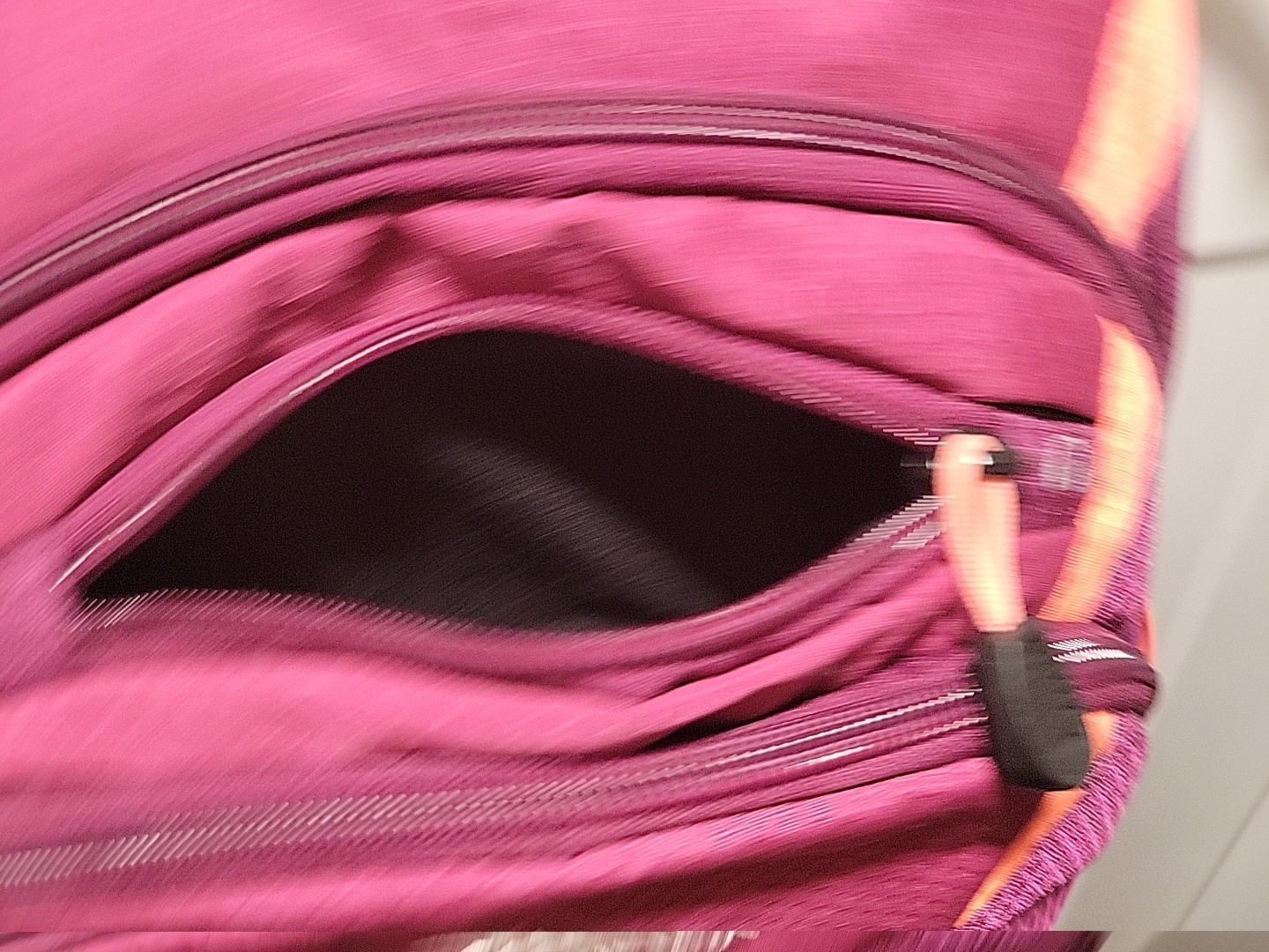 High Sierra Backpack with suspension strap system hot Pink