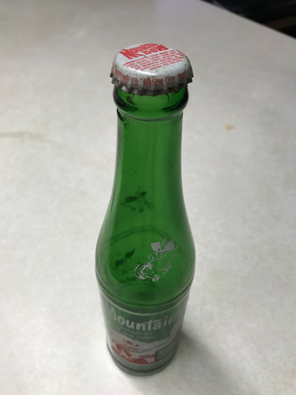 Vintage 10oz Mountain Dew Hillbilly Soda Bottle-Bottled by Ed and Shirley