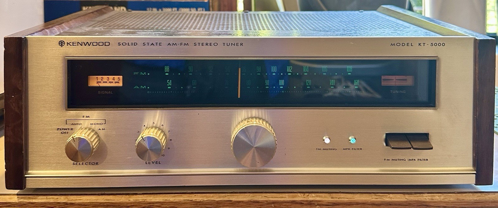 Vintage NEAT Kenwood Model KT-5000 Solid State AM/FM Stereo Tuner Works!