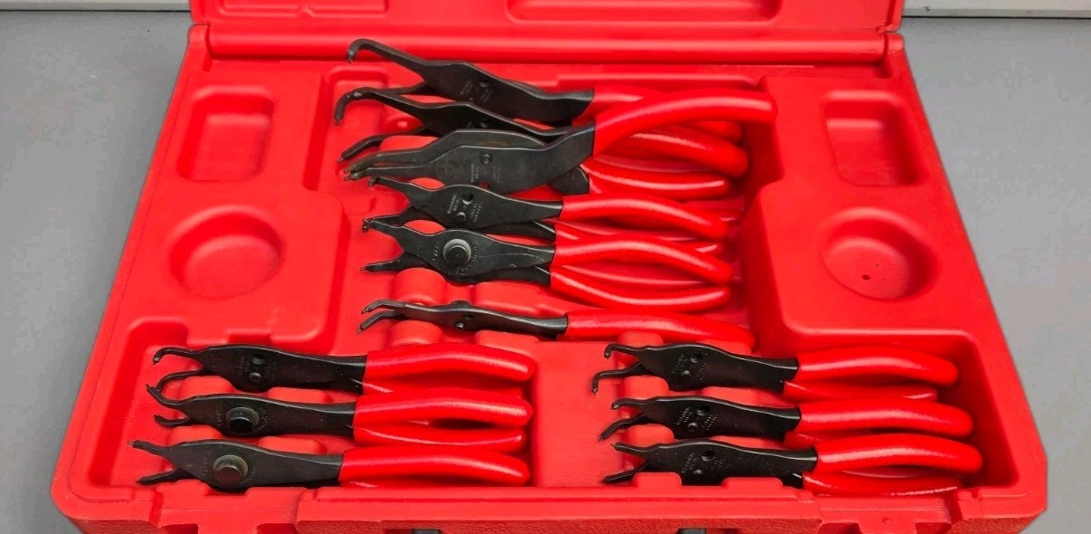 Snap-on 12pc Snap Ring Plier Kit SRPC112 W/Case
