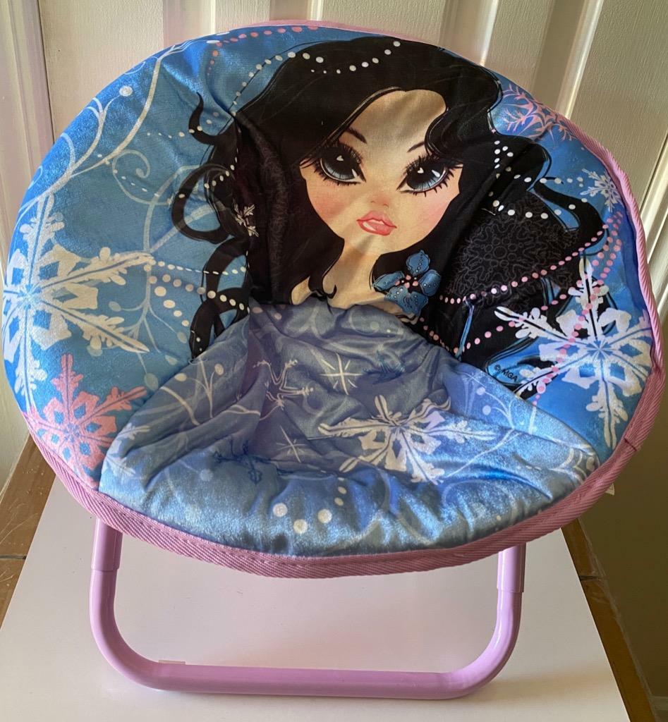 New MGA Moxie Girlz Purple Moon Chair Mini Saucer Lounge Chair Girls Furniture