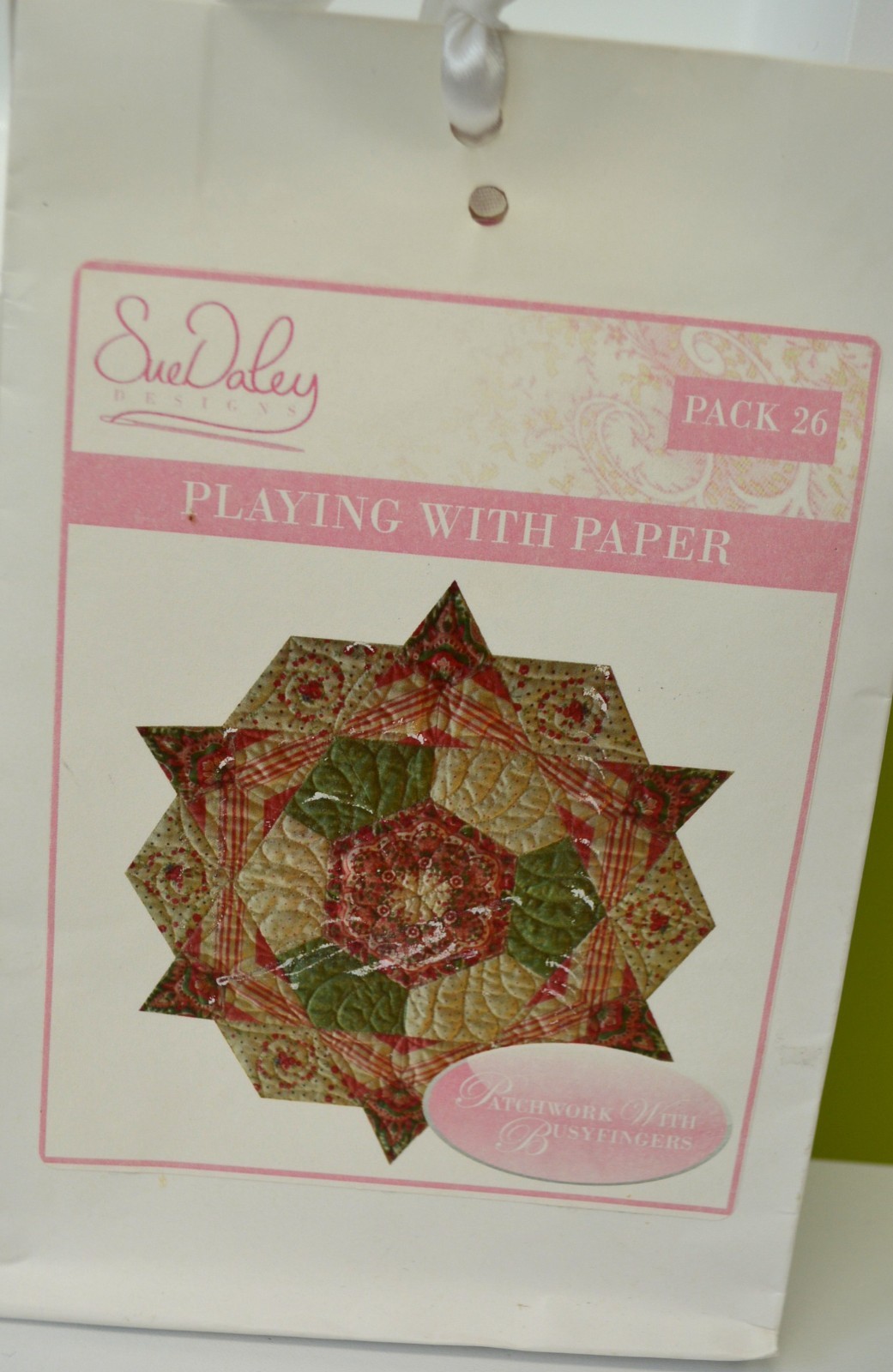 Quilt Pattern Busyfingers Playing with Paper EPP Sue Daley PACK 26
