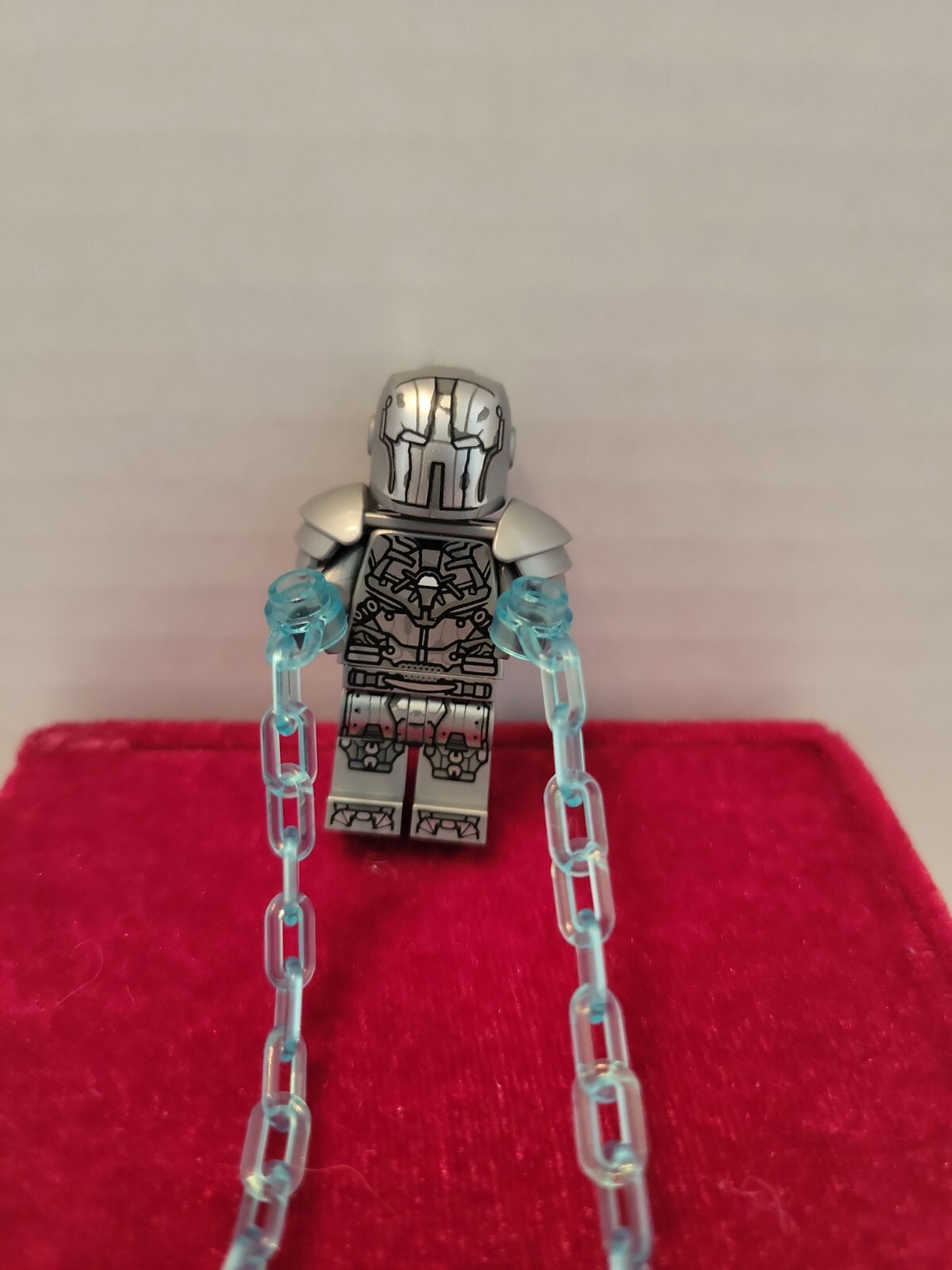 LEGO Iron Man Whiplash Minifigure  set 76216 Marvel Superhero