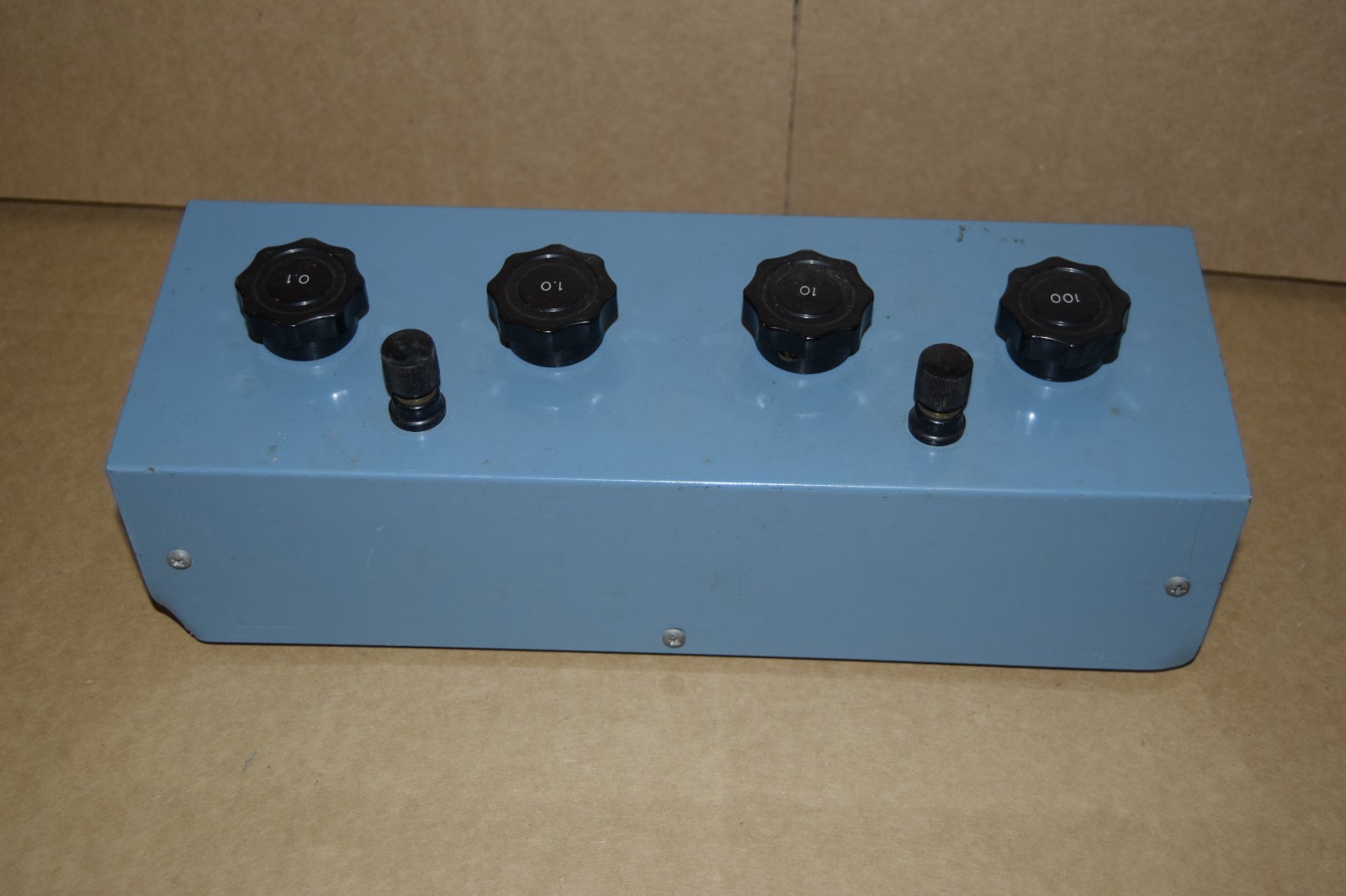 Sargent Welch Decade Capacitor Box