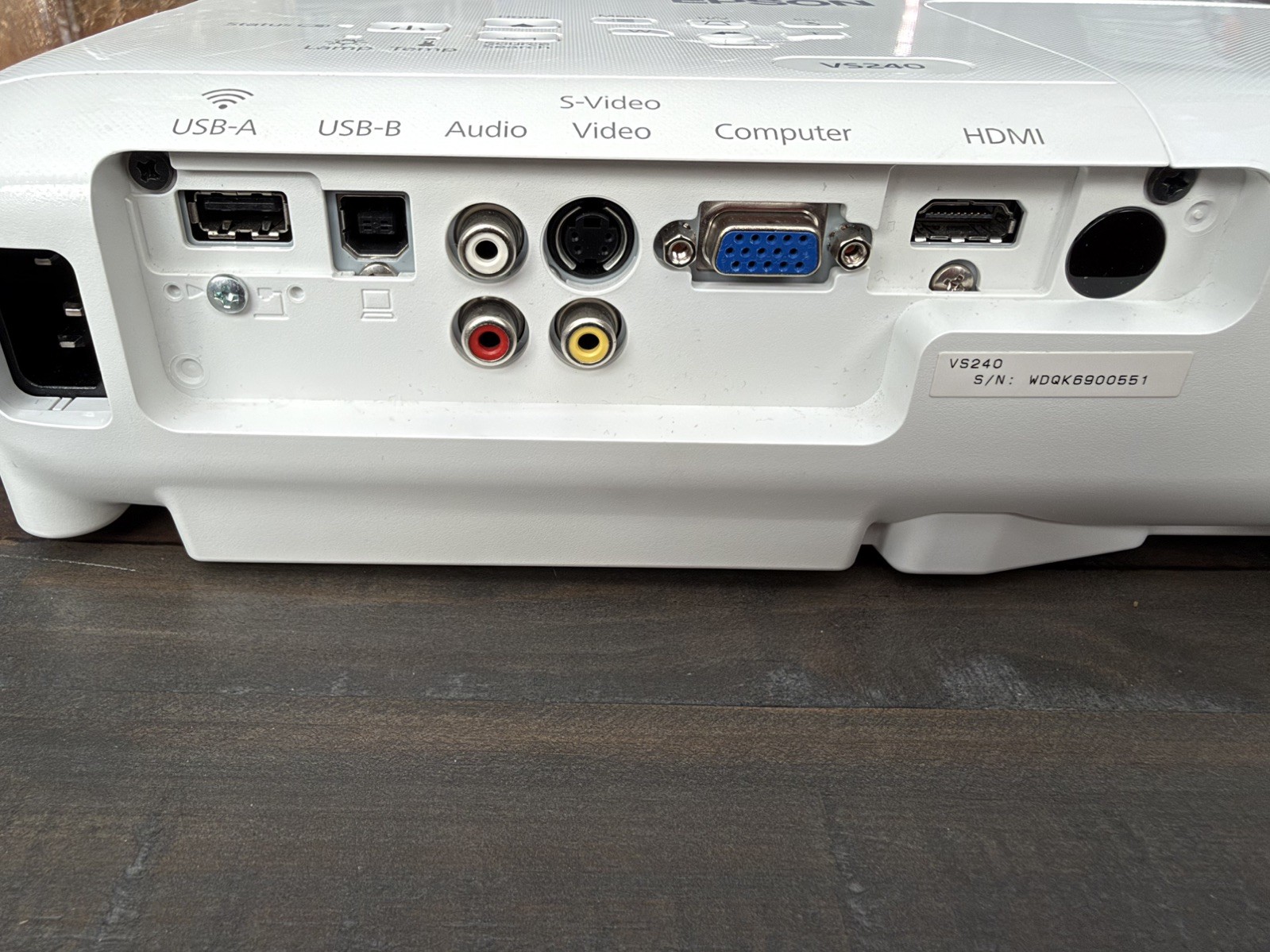 Epson VS240 LCD Projector HD, HDMI w/Power Cable
