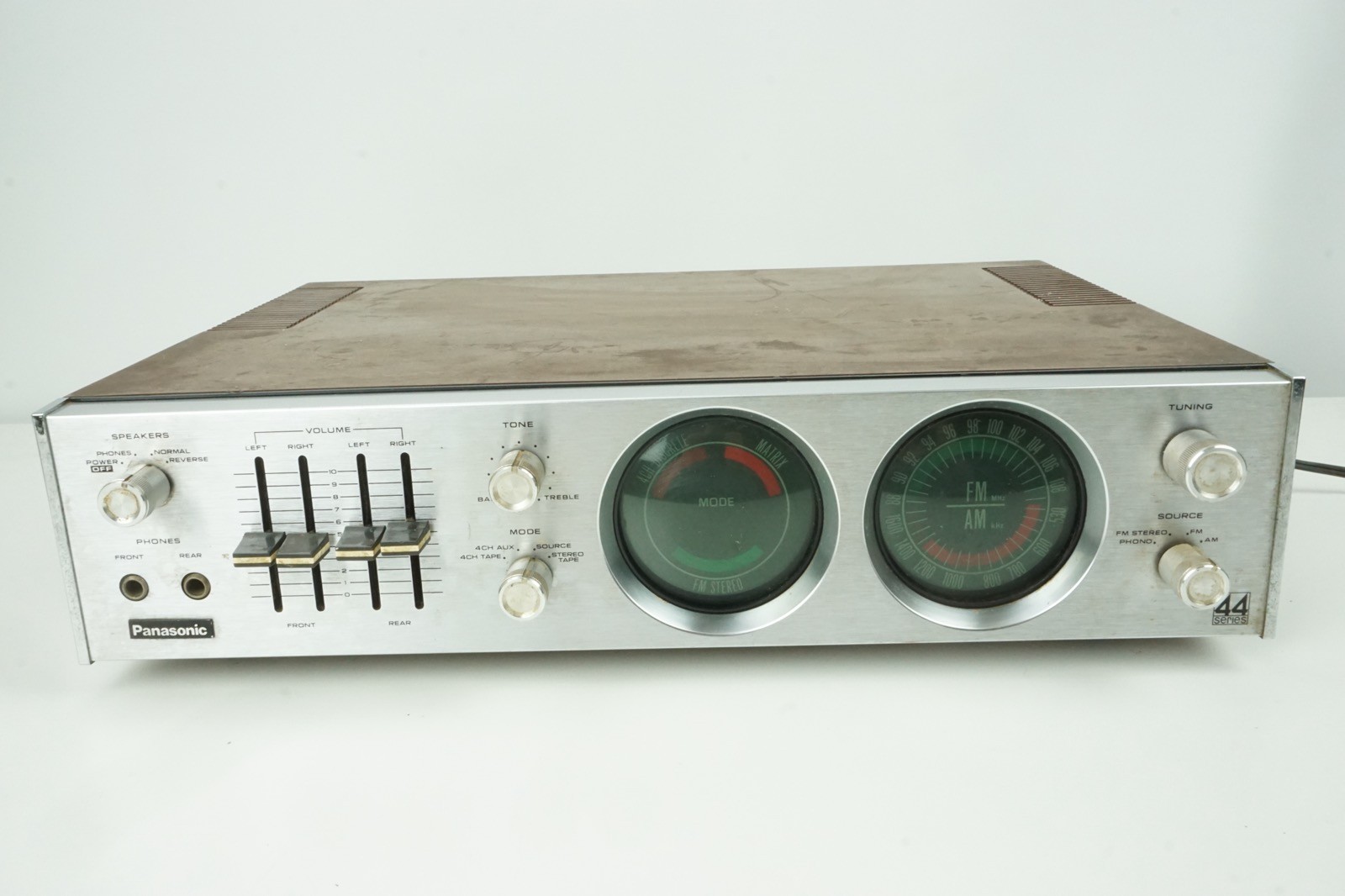 Vintage Panasonic SA-504 Series 44 Quad FM/AM 4-Channel AV Stereo Receiver