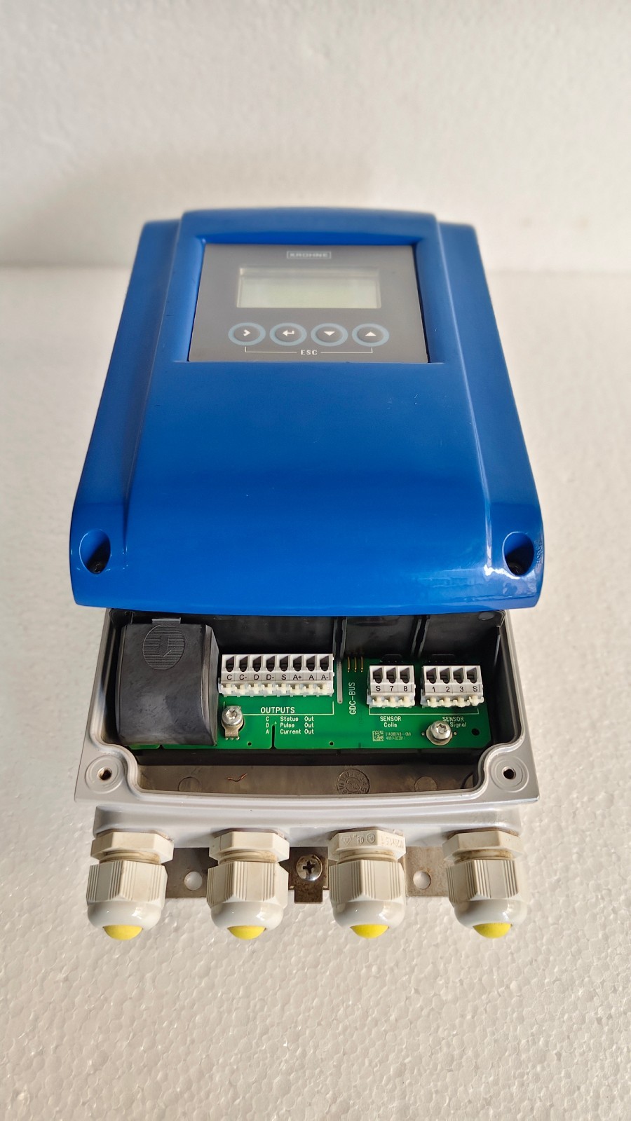 KROHNE IFC 100 ELECTROMAGNETIC FLOW TRANSMITTER WALL MOUNTED