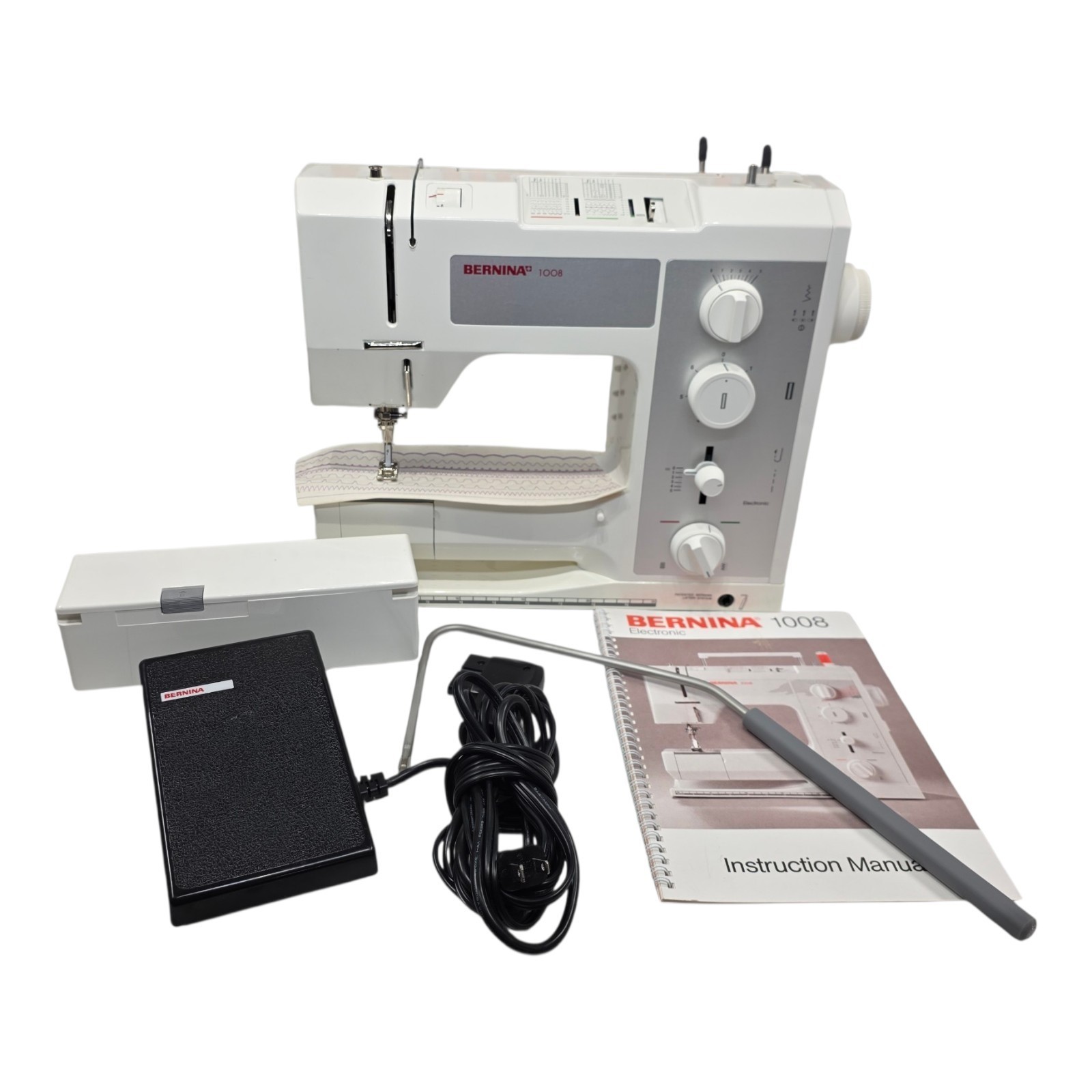 Bernina 1008 Mechanical Sewing Machine Fully Serviced With Knee Lift & Feet!