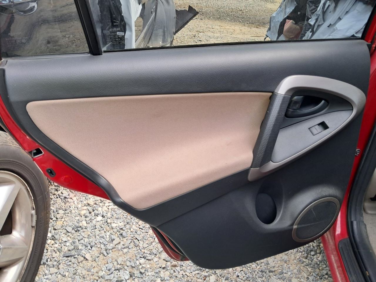 RAV 4 2007 Glove Box 4773989