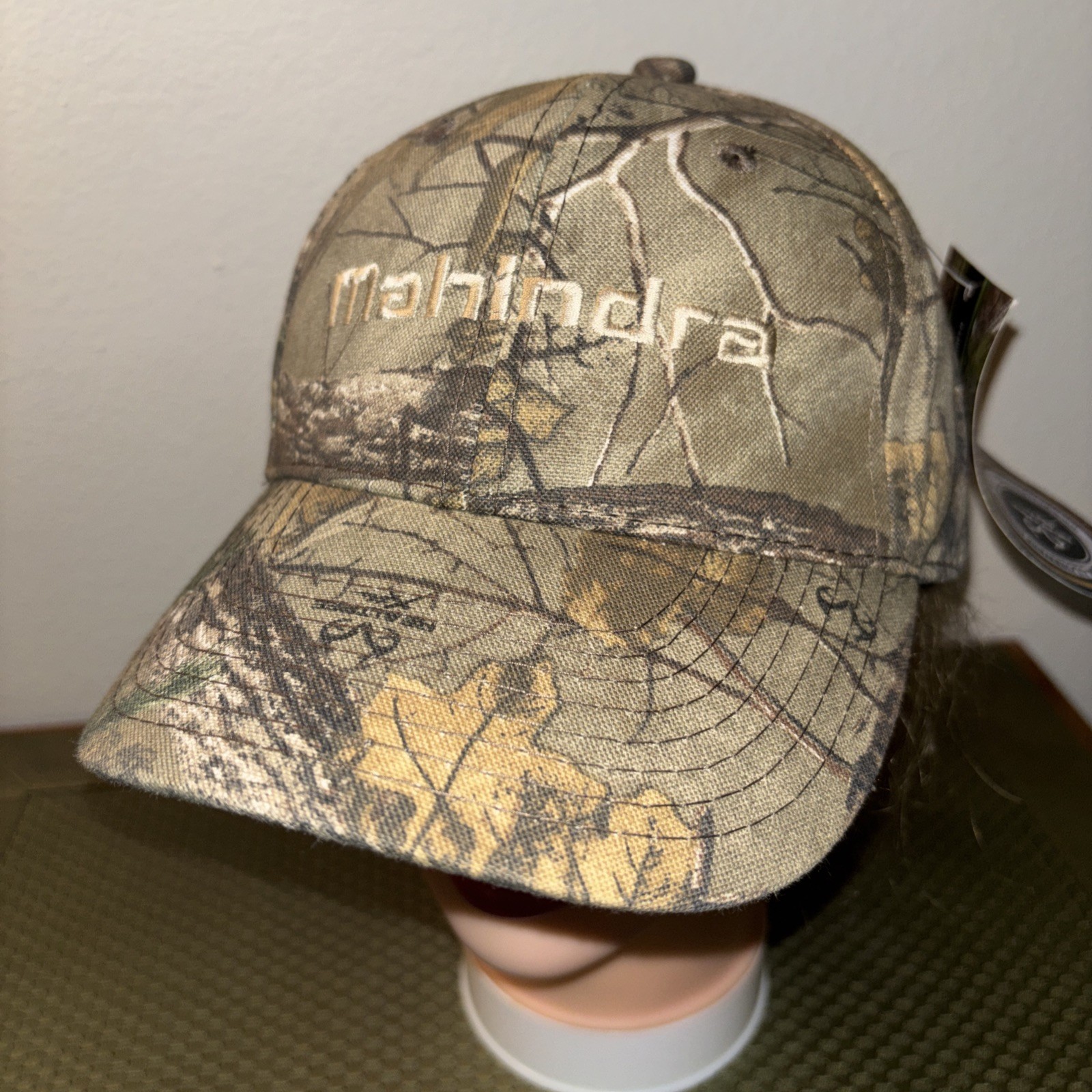 New with Tags! Mahindra RealTree Camouflage Adjustable Youth Ball Cap Hat