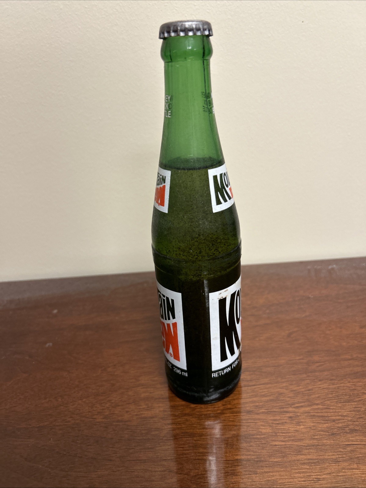UNOPENED 1970s Mountain Dew Bottle!!!!!