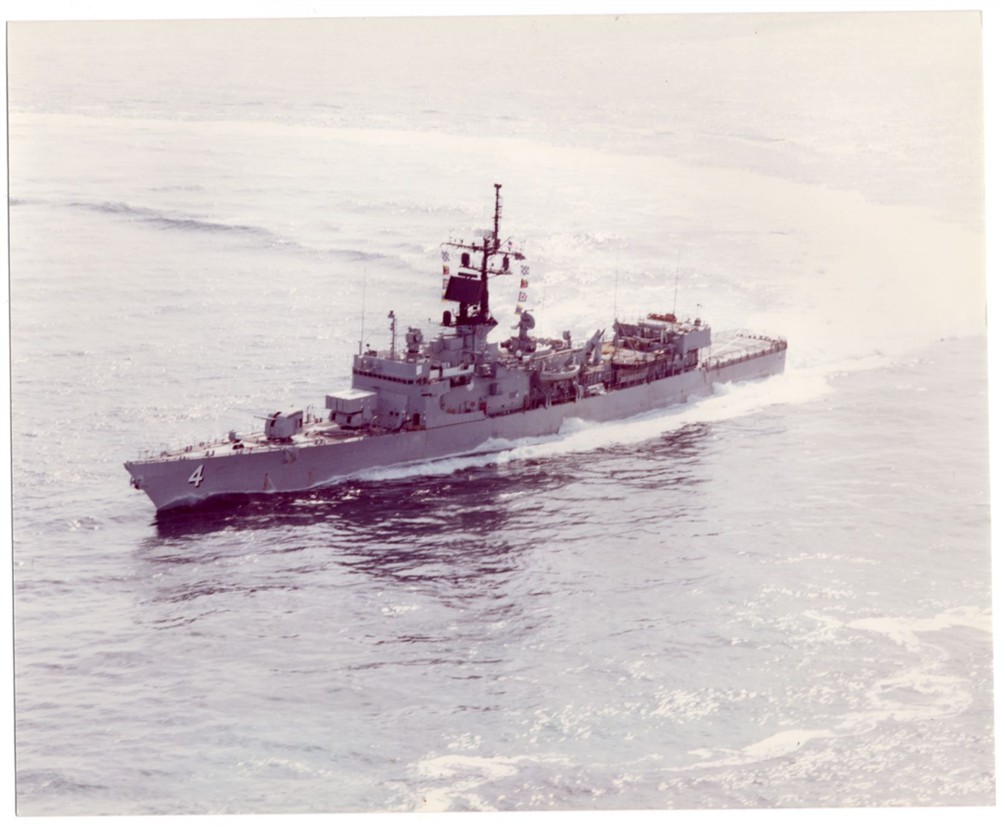 1983 Guided Missile Frigate USS Talbot FFG-4 8x10 Official US Navy Photo