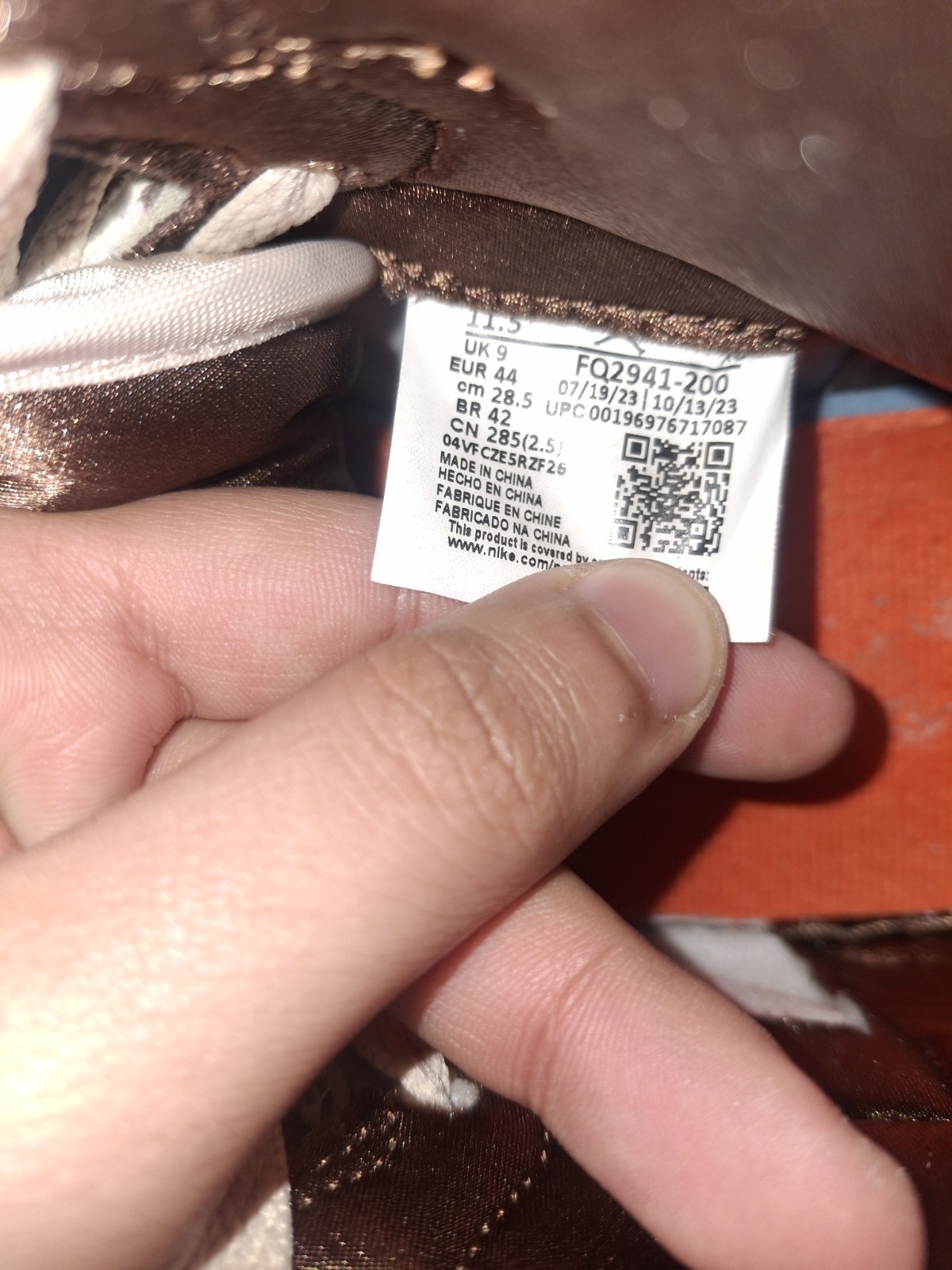 10M Jordan 1 Retro High OG – Dusted Clay