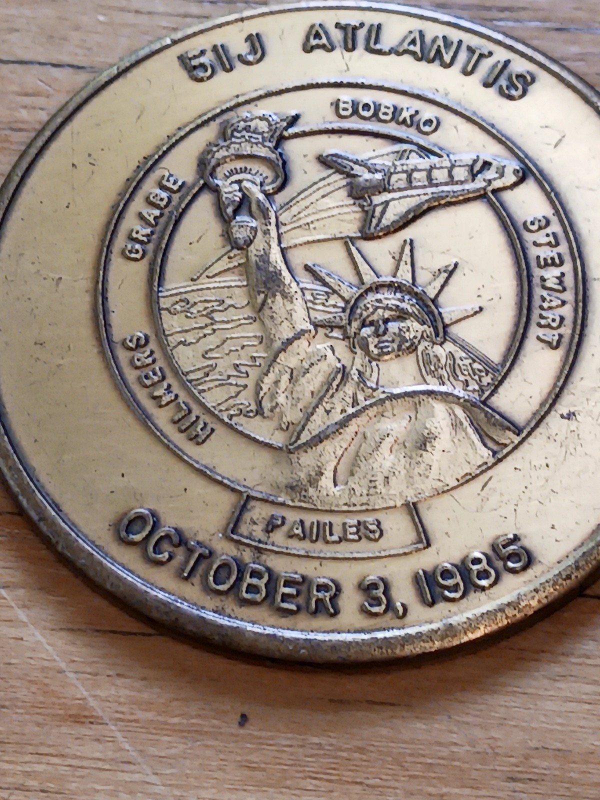 Bronze Commemorative 1.5" Space Shuttle Atlantis Maiden Voyage Token
