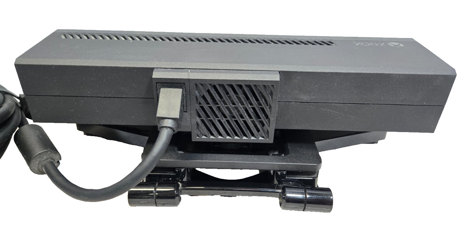 Microsoft Xbox One - 500GB Console - Model: 1540 - w/Kinect - NO Controller