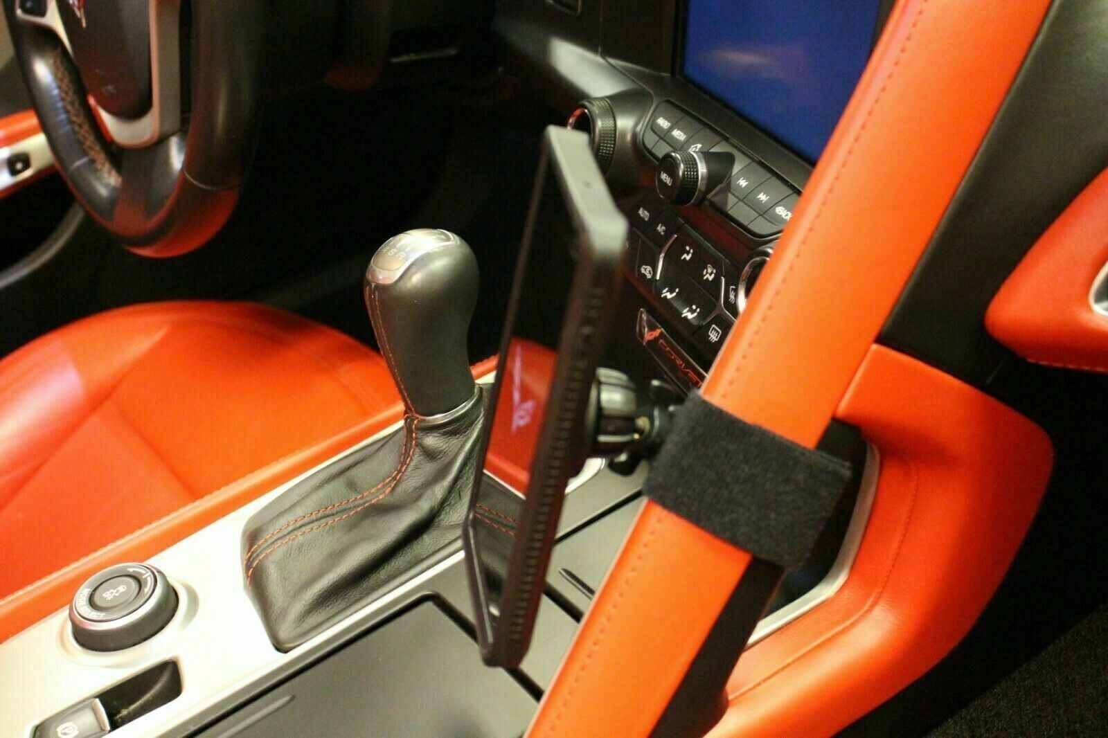 Cell Phone Mount Holder Bracket for 2003-2024 Porsche Cayenne