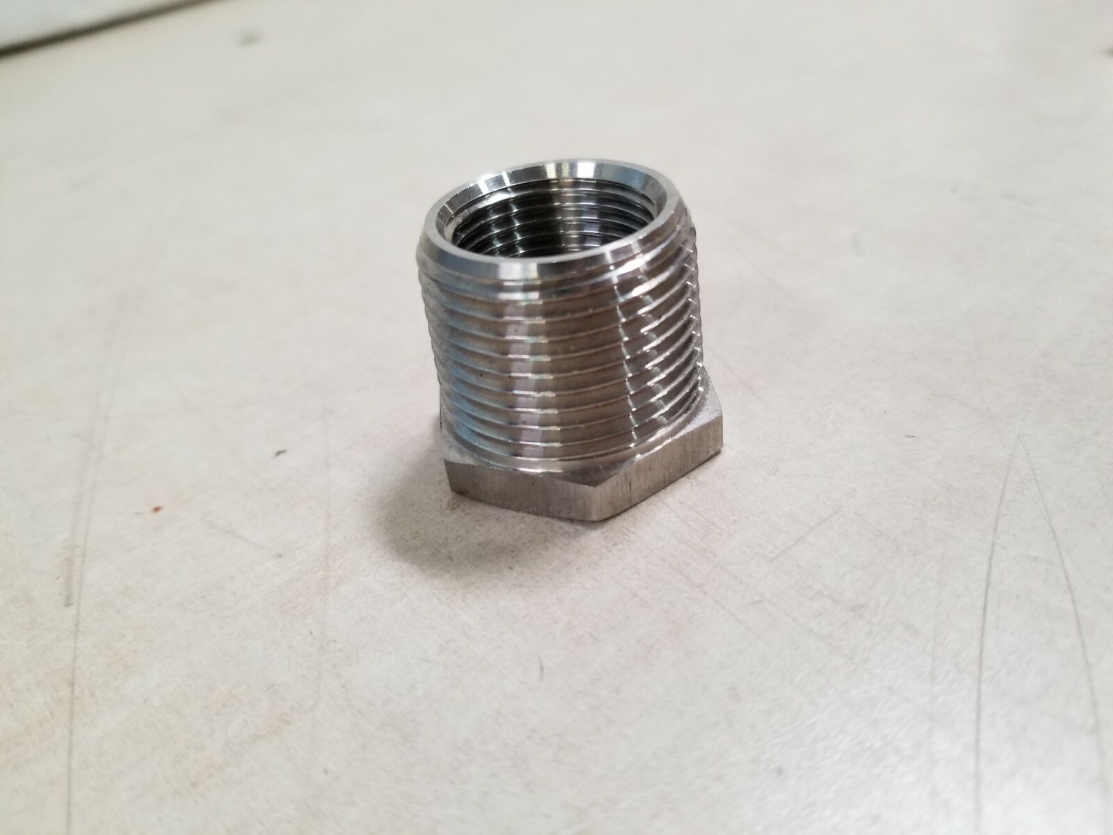 EATON Crouse-Hinds RDU303004 Cable Gland Adapter, Stainless Steel