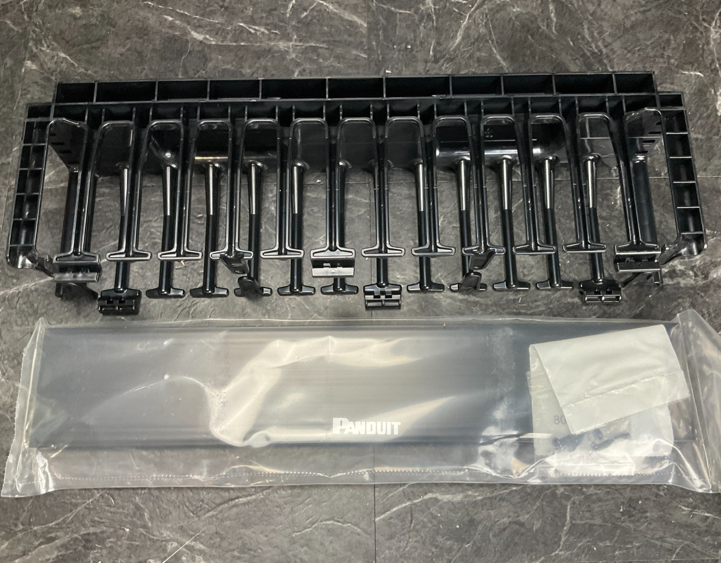 Panduit Horitzonal Cable Manager NMF2✨🔥✨NEW OPEN BOX! FULLY FUNCTIONAL!✨🔥✨