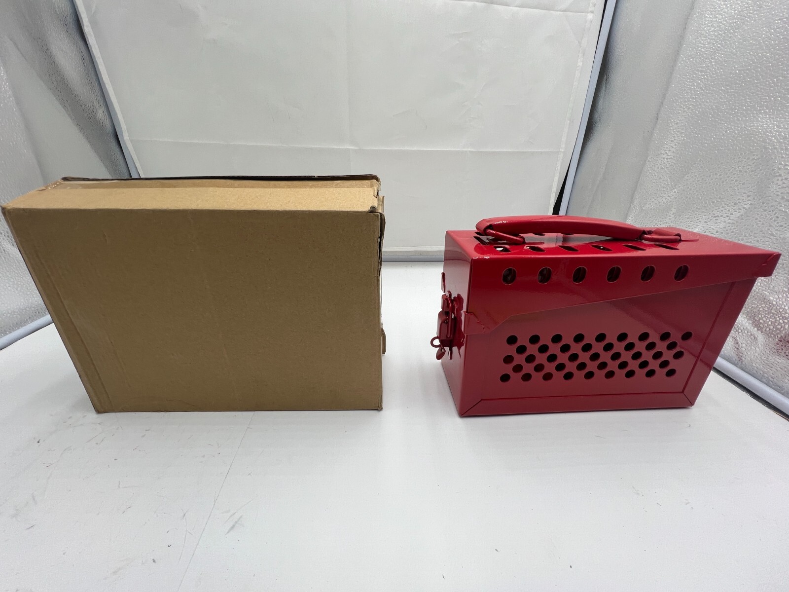 Condor 437R32 Lockout Box 13 Padlocks for Safety Red Steel