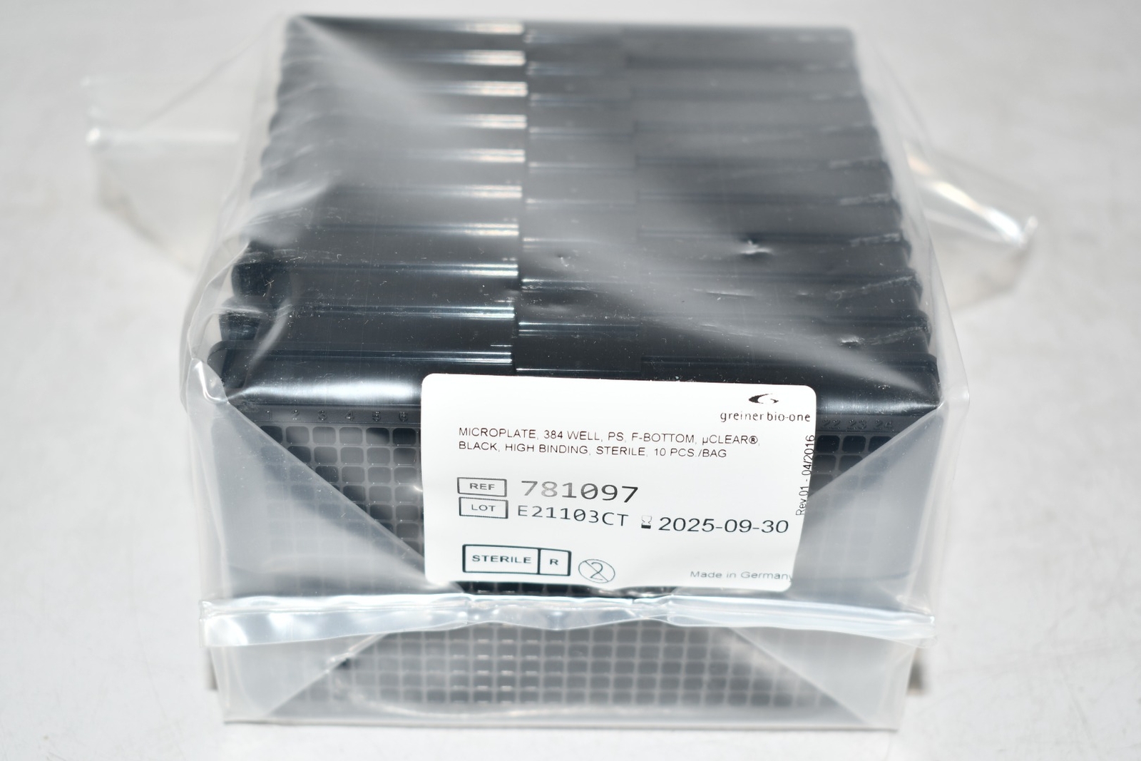 NEW Greiner Bio One 781097  384 Well Polystyrene Microplates, Black 10 Pieces