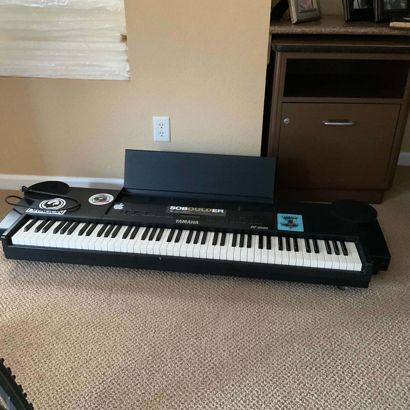 Yamaha PF2000 Digital/Electronic Piano with two foot pedals