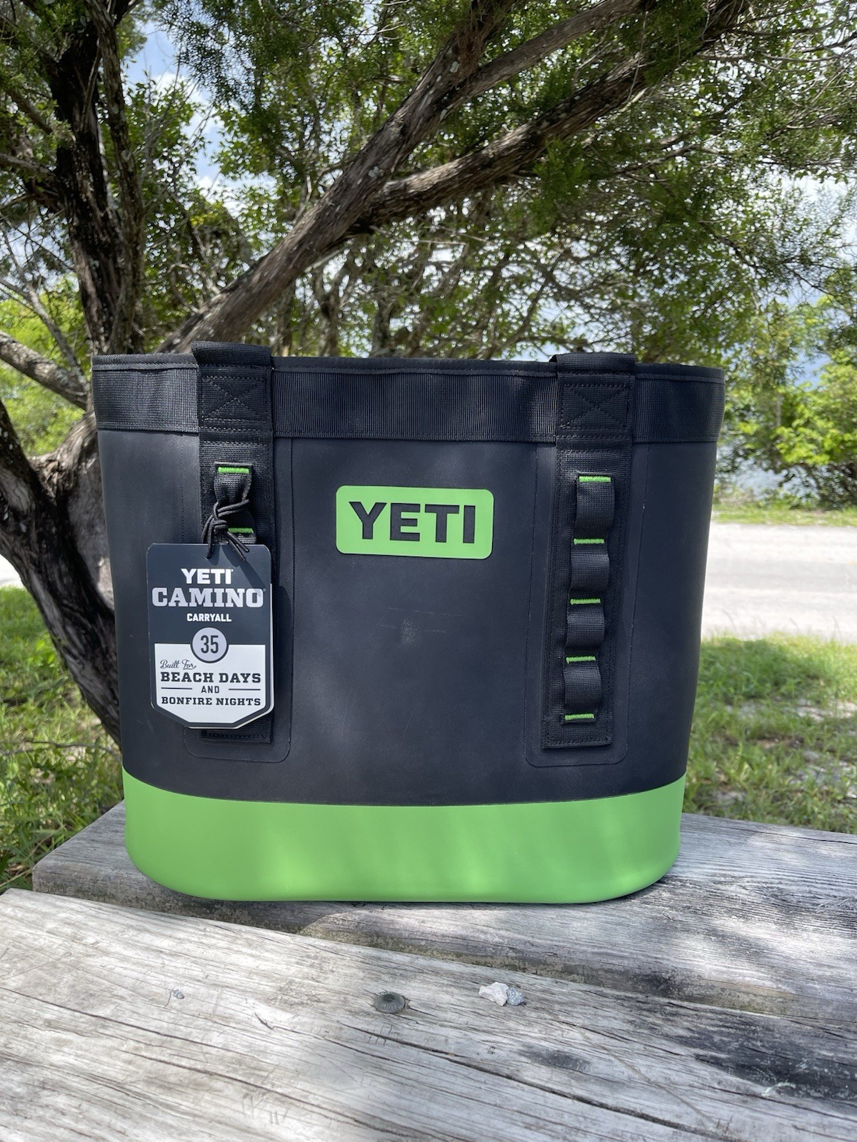 YETI Camino 35 BLACK & CANOPY GREEN 🌴🌲 Carryall TOTE Bag SOLD OUT!