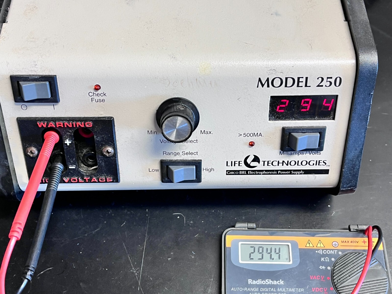 Electrophoresis Power Supply BRL Life Technologies Model 250 - BG030351