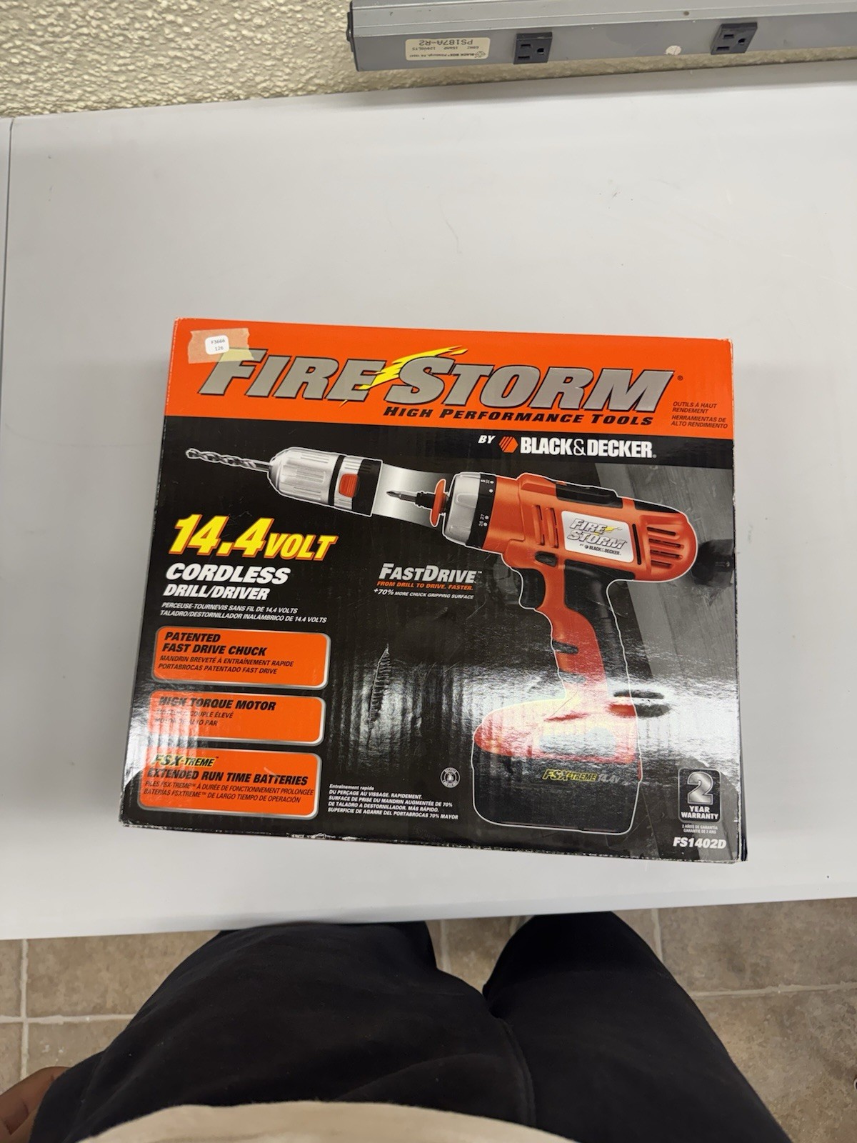BLACK+DECKER FireStorm FS1402D 14.4V Cordless Drill/Driver Kit 2 NiCd Batt