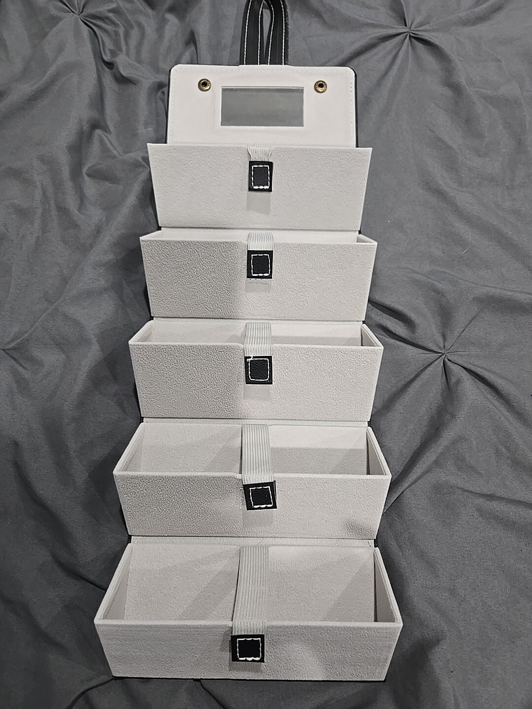 Menoeceus Glasses 5 Slot Case