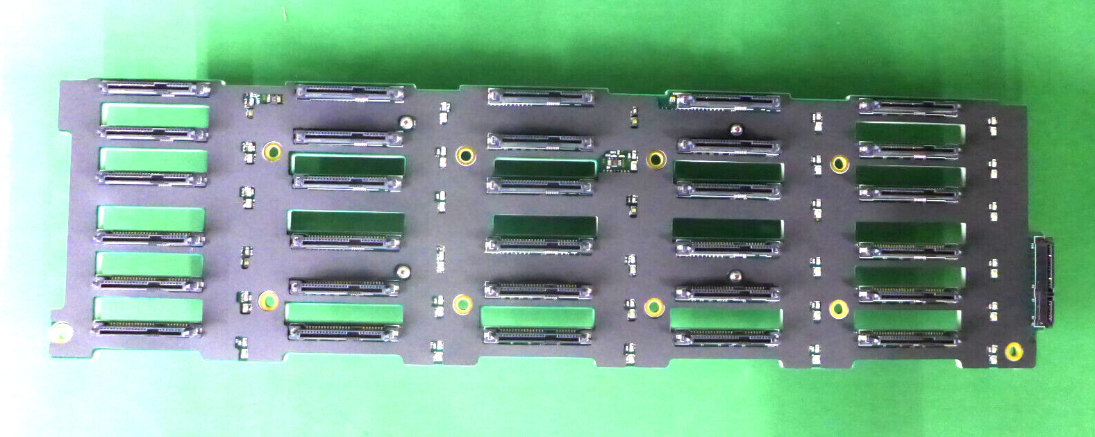 NEW Dell EqualLogic 30-Bay Storage Array Backplane H43MD