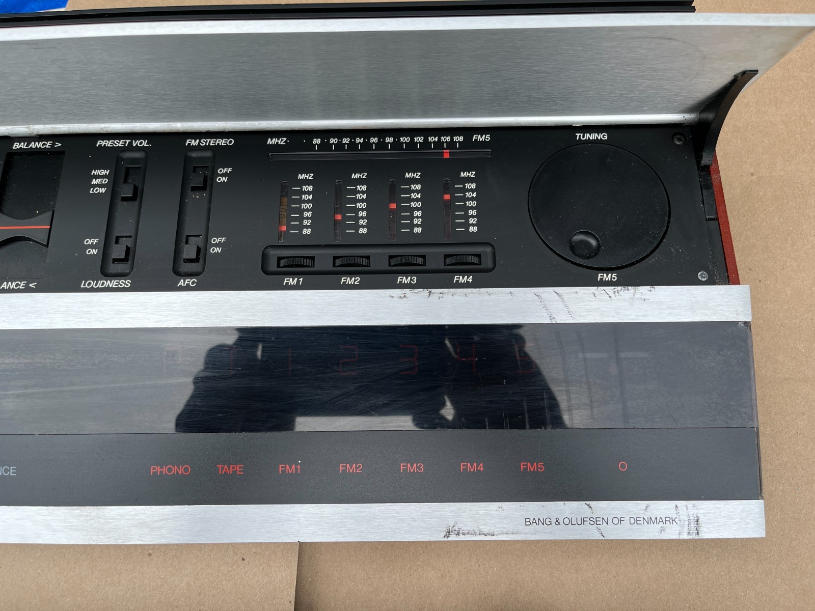 Bang & Olufsen BeoMaster 2400 T 2902 AND ONE 1900 MODEL NO. 2904