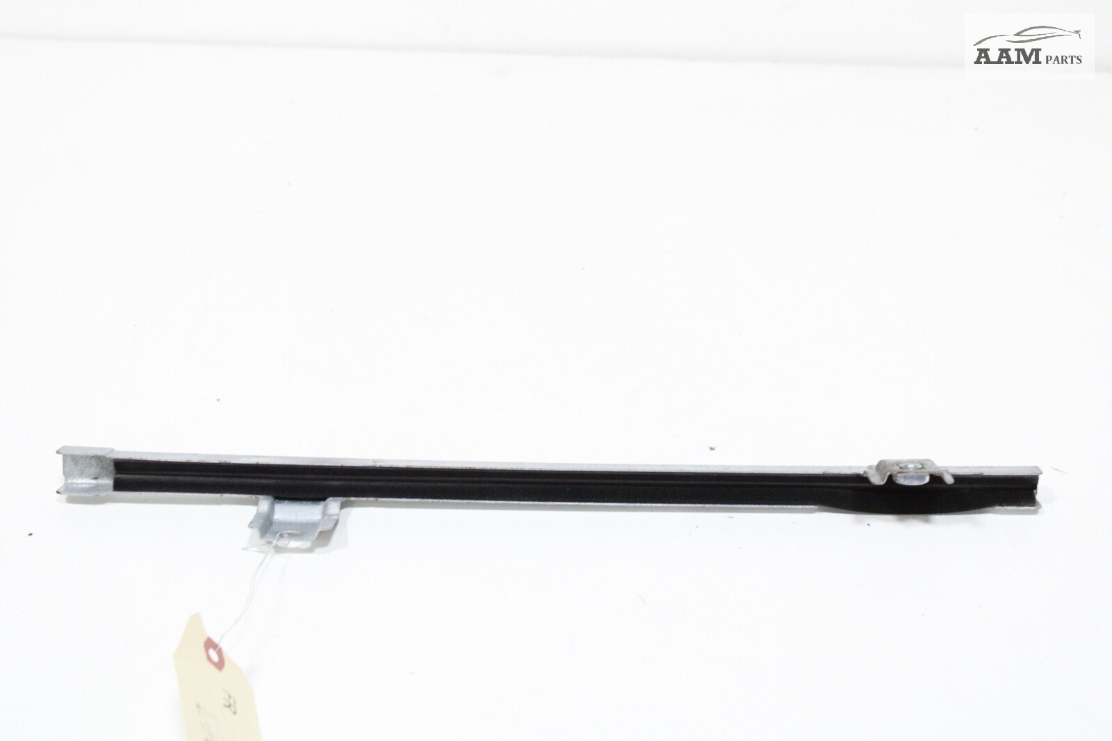 2022 VOLVO VNL860 TRUCK D13 FRONT RIGHT DOOR WINDOW GLASS CHANNEL GUIDE OEM