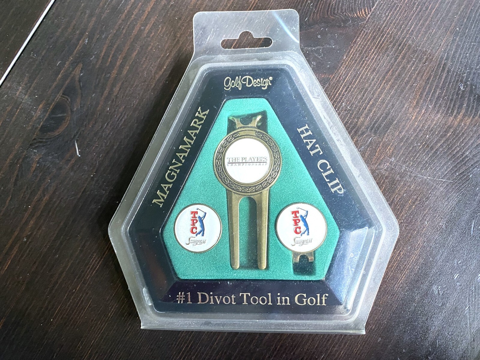 Golf Design - TPC Sawgrass Divot Tool Magnamark Hat Clip Repair and Mark Set