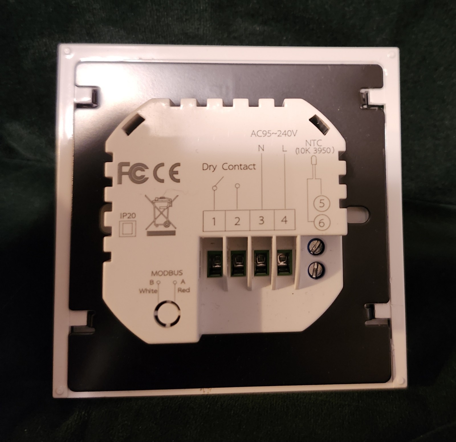 BHT-002GC Moes ZigBee Boiler Heating Thermostat Controller