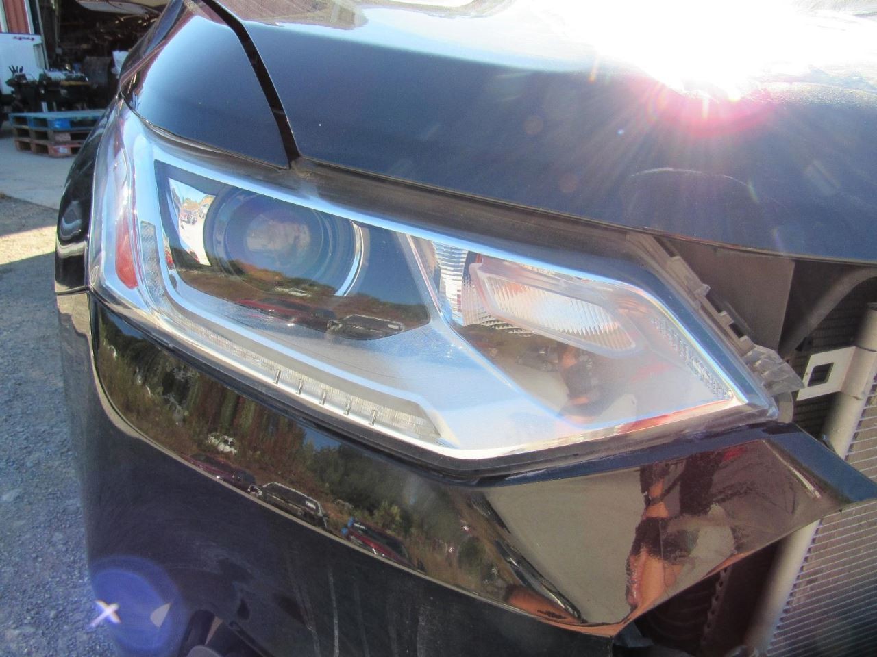 TRAVERSE 2019 Glove Box 1076809