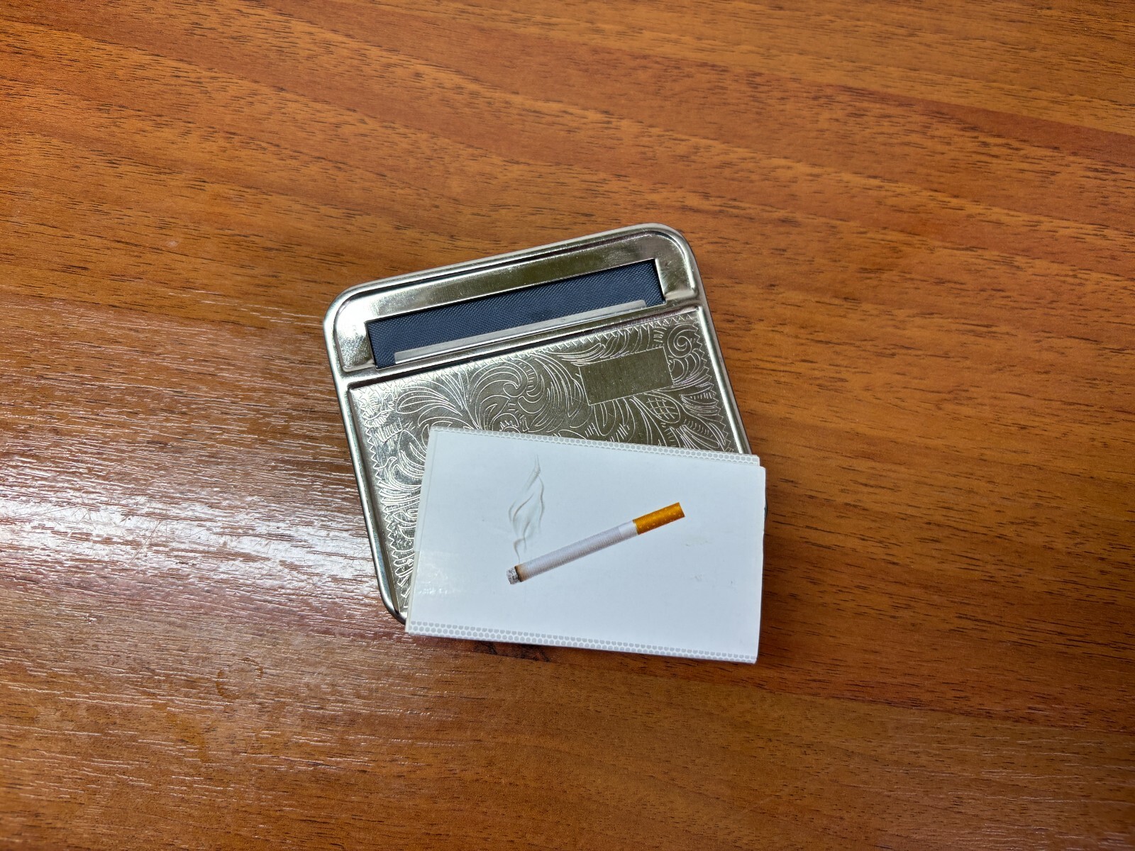 Working Automatic Rolling Machine Cigarette Case Cigarette Paper