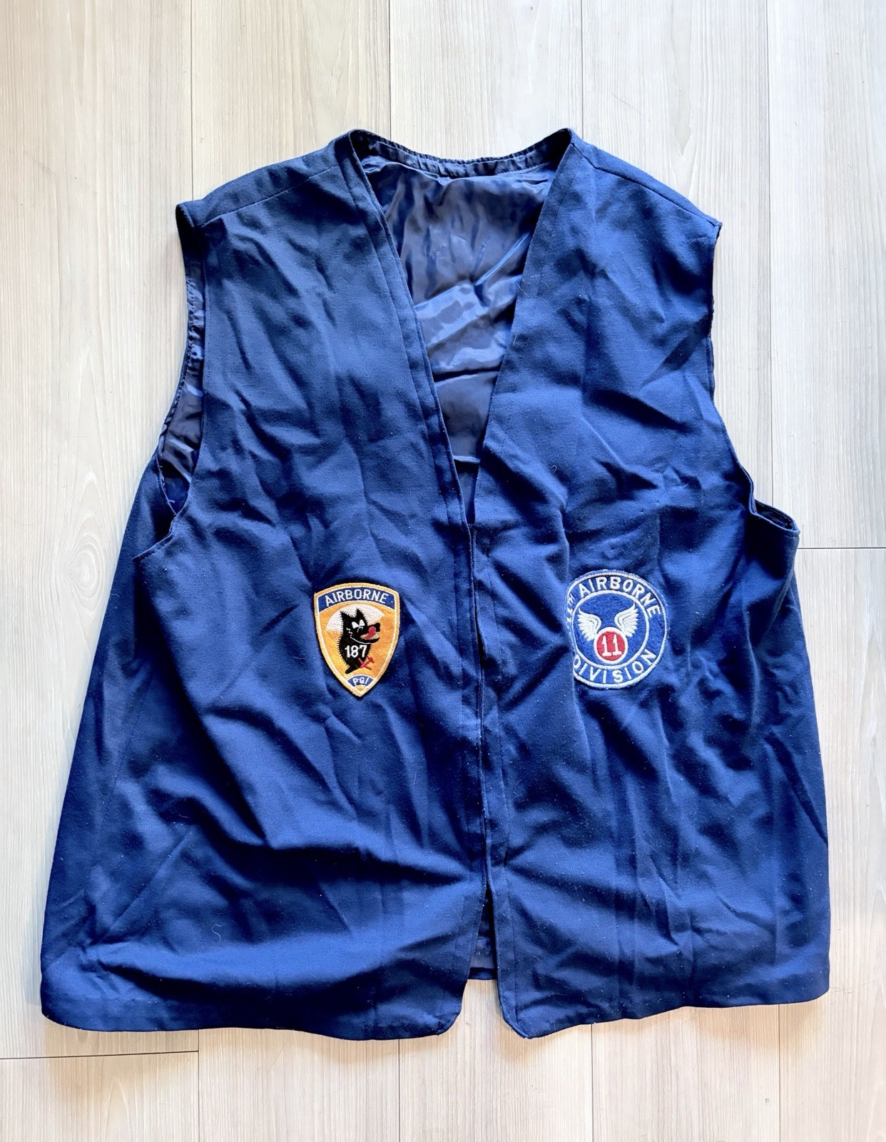 Vintage 11th Airborne Division Vest 187th RCT Patch Luzon Angels Military XL