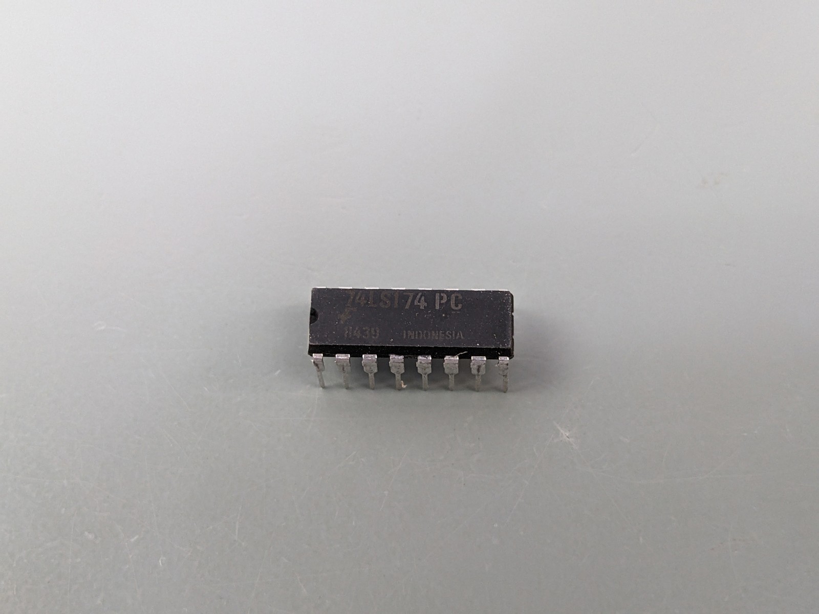 (10) 74LS174 IC Hex D Flip-Flop, Common Asynchronous Clear, Fairchild, NOS