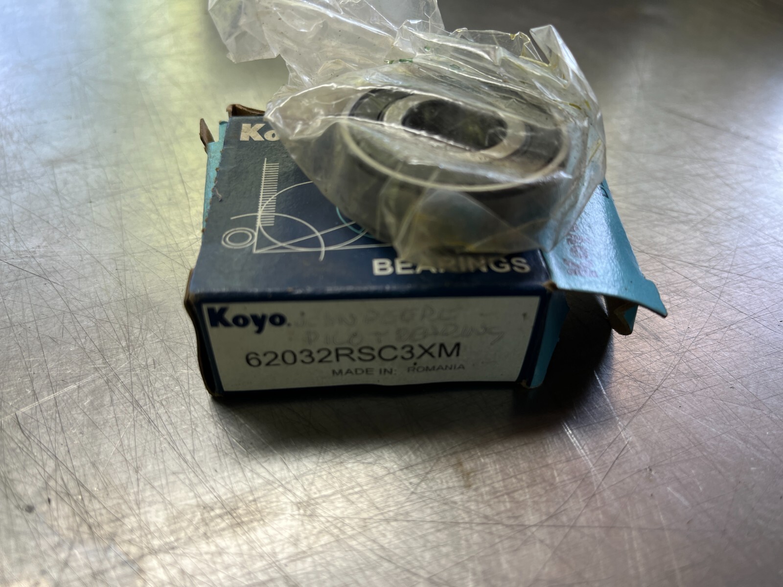 62032RSC3XM   Koyo  62032RSC3 XM   Ball BEARING  Sealed 605790057328
