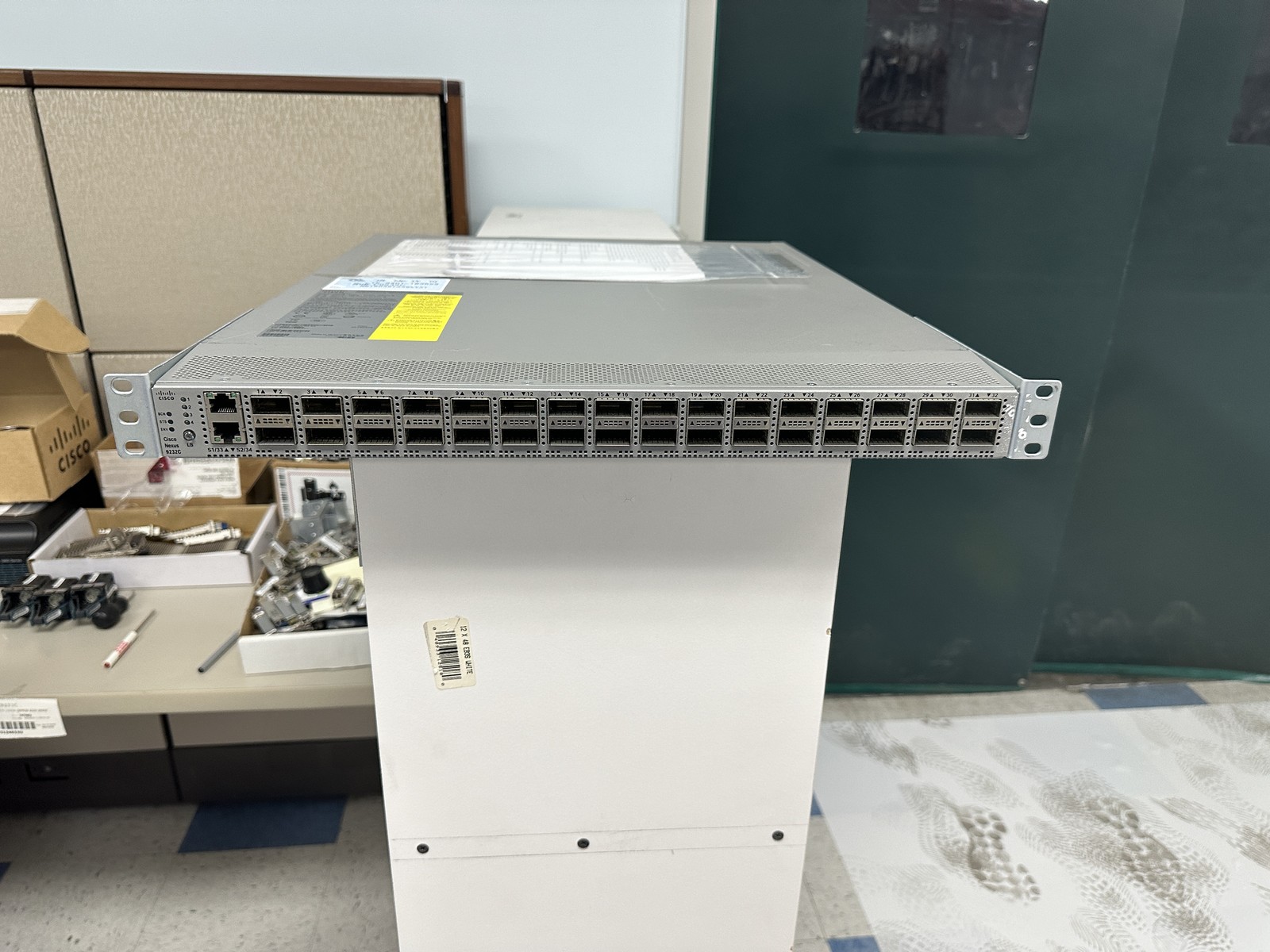 Cisco N9K-C9232C NEXUS SWITCH 32X 100GB QSFP28 9200 SERIE