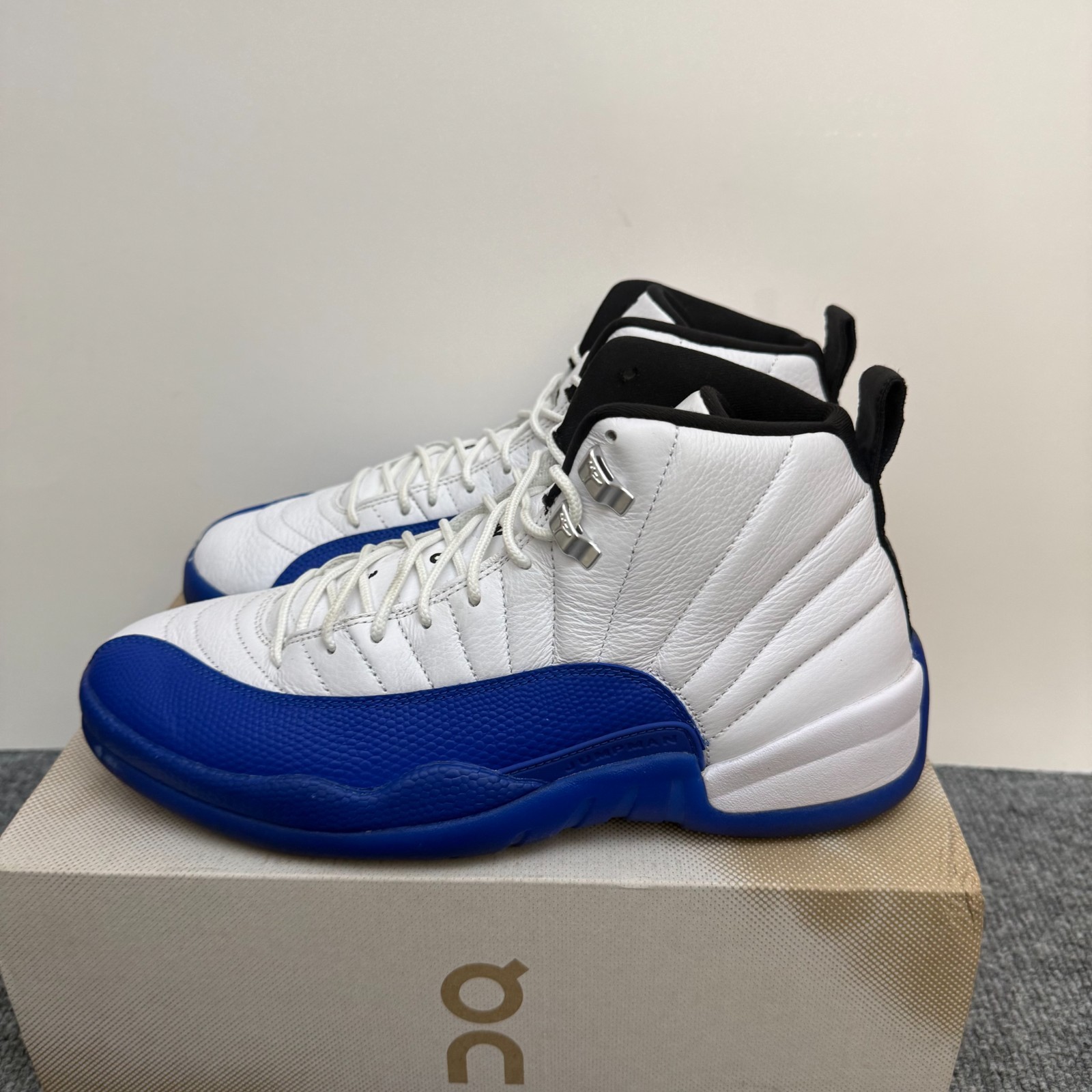 Nike Air Jordan 12 Retro "Blueberry" White Black Game CT8013 140 Men's Size 9.5