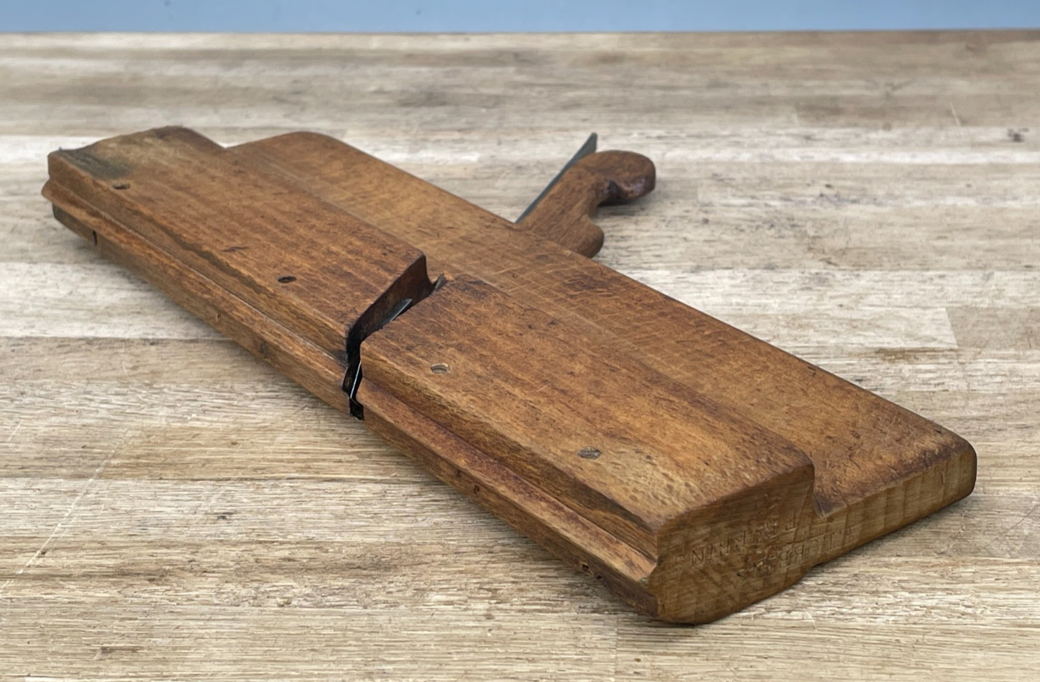 Vintage P Robbins Vee Groove Moulding Plane Woodworking Old Tool